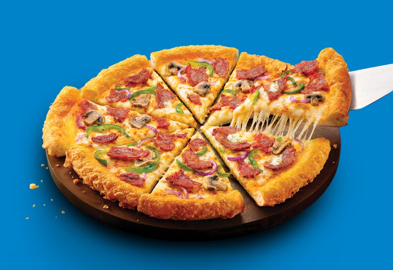 Cheese & Steak Beef Signature with Crunchy Cheddar Crust
