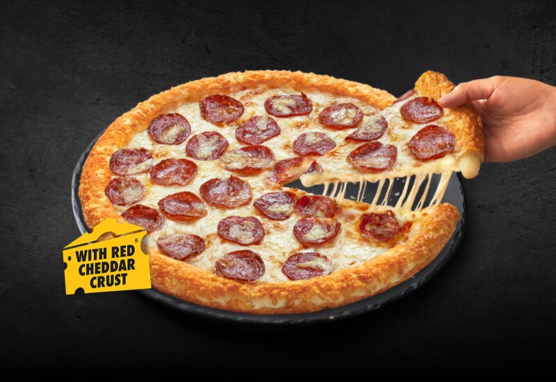 Beef Pepperoni: Mozzarella Cheese Tarik with Red Cheddar Crust