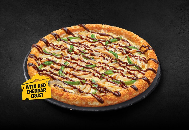 BBQ Chicken: Mozzarella Cheese Tarik with Red Cheddar Crust